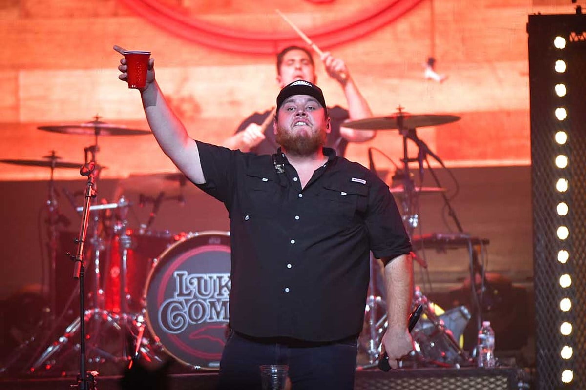Country singer Luke Combs performs a free concert for fans in Bangor