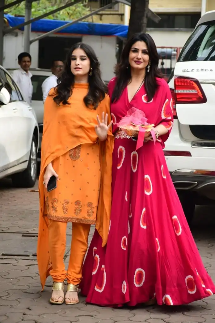 Raveena Tandon's daughter Rasha dons a traditional outfit for Ganesh Chaturthi