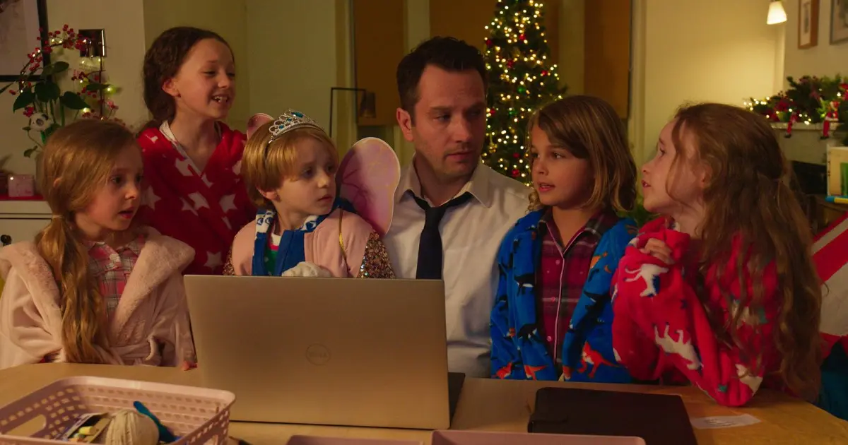Christmas on Mistletoe Farm Movie 2022, Official Trailer, Release Date